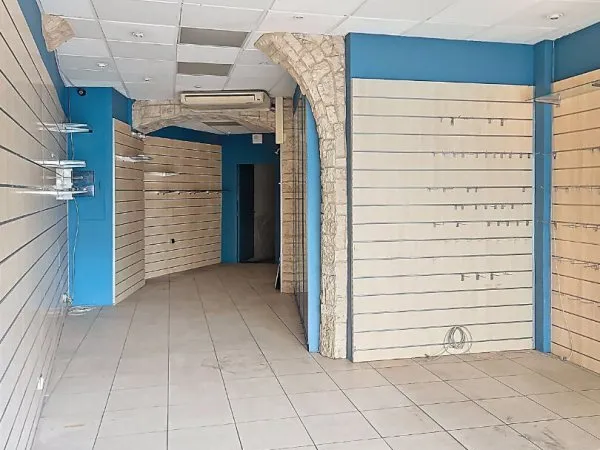 Local commercial 88 m²