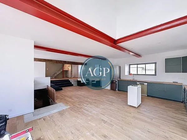 Maison 6 pièces 161 m²