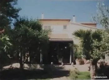 Maison familiale avec terrain centre ville orange