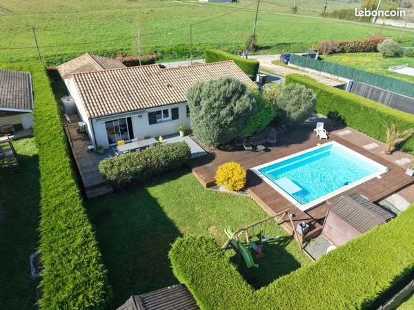 Maison 5 pièces 120 m² - Terrain 1000 m² - Piscine GENISSAC (33420)