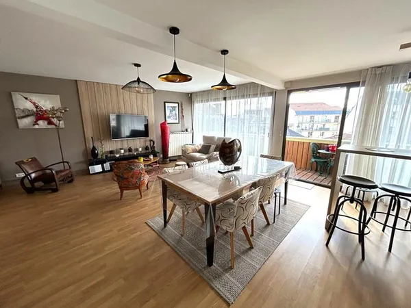 Appartement Pau 6 pièce(s) en centre ville