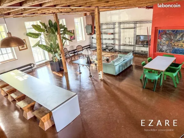 Maison 9 pièces 596 m²