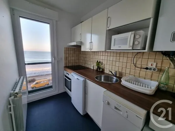 Studio 1 pièce 29 m²