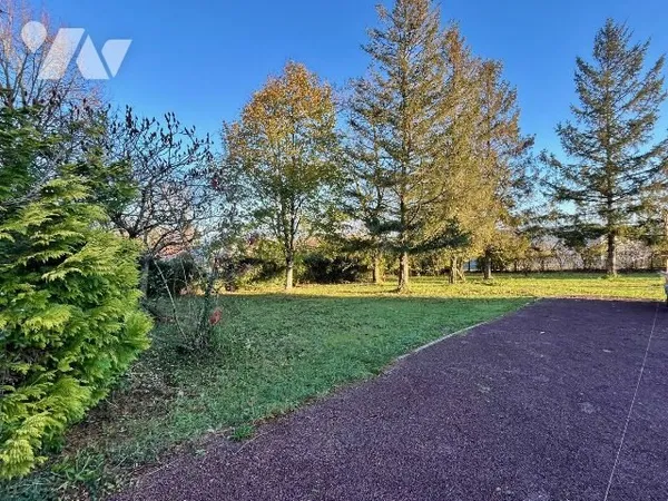 Terrain 1256 m²