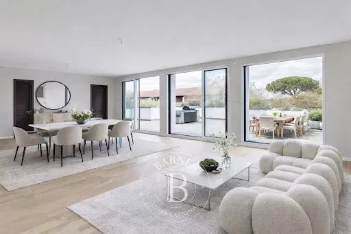 Appartement 4 pièces 170 m²