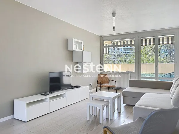 Appartement T3 meublé avec Balcon + parking - Résidence avec parc - Oullins