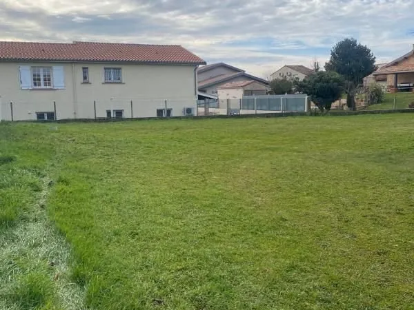 Terrain 555 m² Seysses