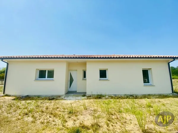 MAISON T4 NORMES RE2020 SUR 967m2 DE TERRAIN !