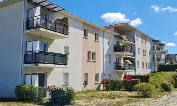 Appartement Bassens 3 pièce(s)