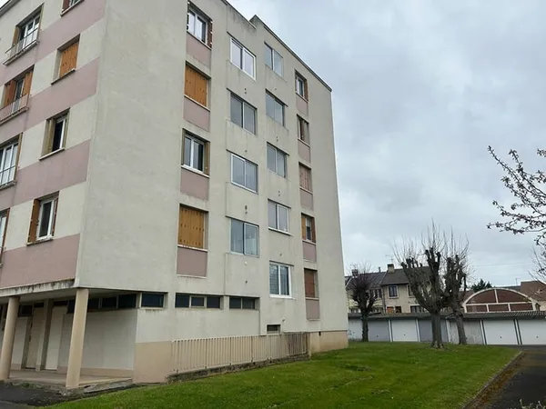 Appartement Mantes La Ville 4 pièces 67.7 m2