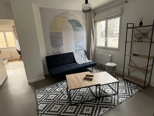 1 chambre à louer dans un appartement de 2 chambres T3 À Procé