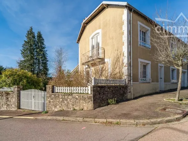 Maison 4 chambres à Château-Chinon