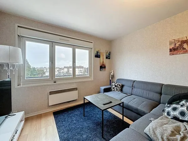 A VENDRE - APPARTEMENT de type 2 avec Parking et Cave
