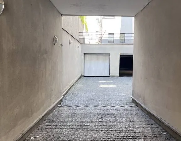 Stationnement Location Paris   100€
