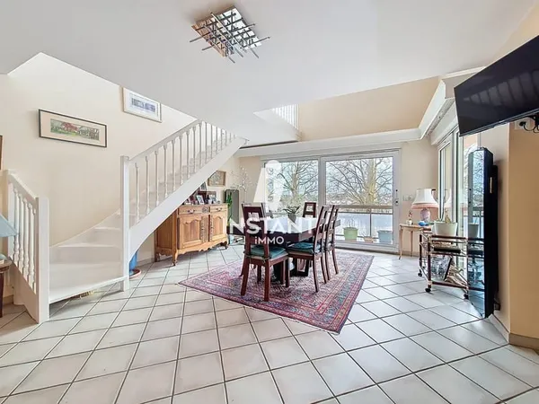 Appartement 6 pièces 135 m²