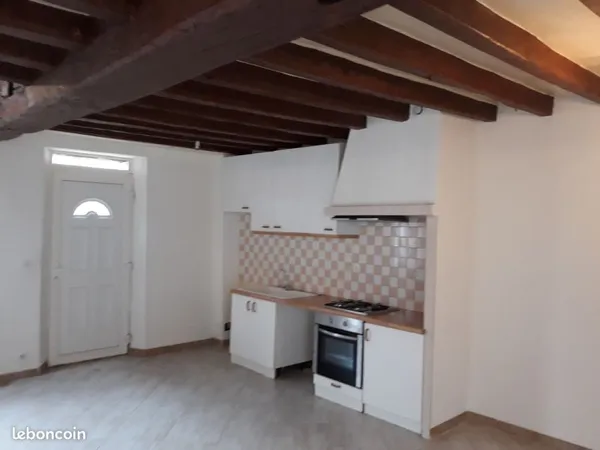 Maison à louer sur varennes changy