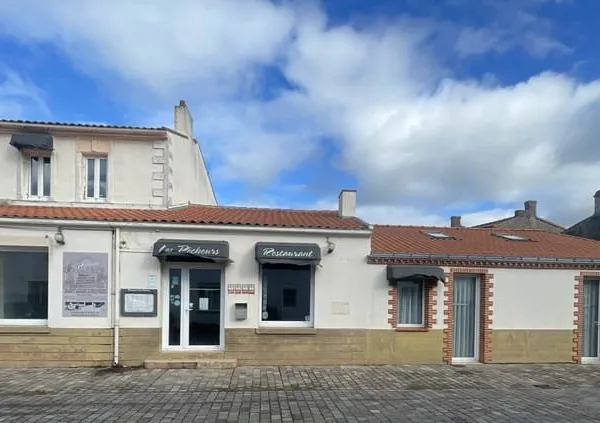 Maison Passay 12 pièce(s) 370 m2