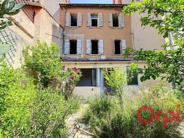 Immeuble 10 pièces 165 m²