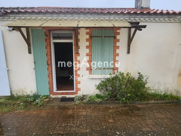 Maison de 38m² de plain-pied, avec un extérieur et à seulement 250m de la plage