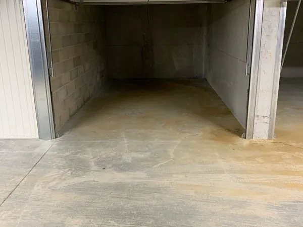 Garage/ box fermé