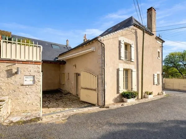 EXCLUSIVITE - CANDE-SUR-BEUVRON - Maison de charme 6 Pièces 141