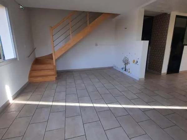 BELLE MAISON MODERNE A LOUER CUGNAUX