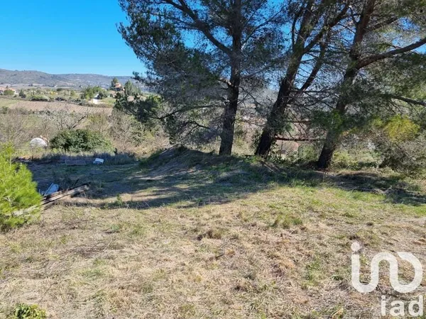 Terrain 1318 m²