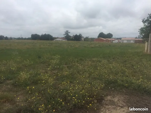 Terrain 874 m² Le Sequestre