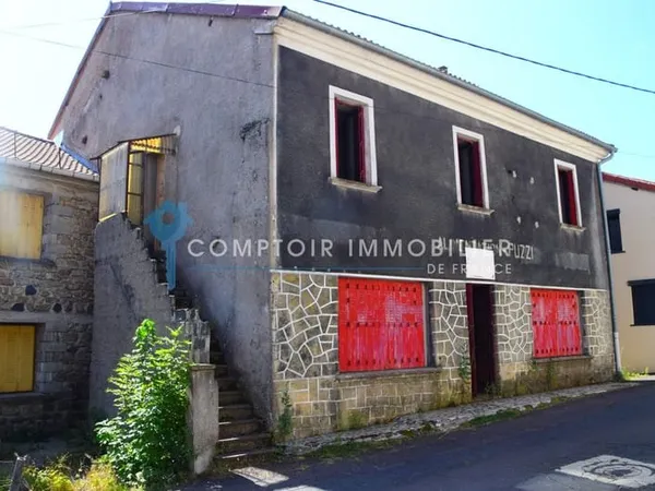 Dépt. 07 - A VENDRE à LANARCE - Grande maison de village de