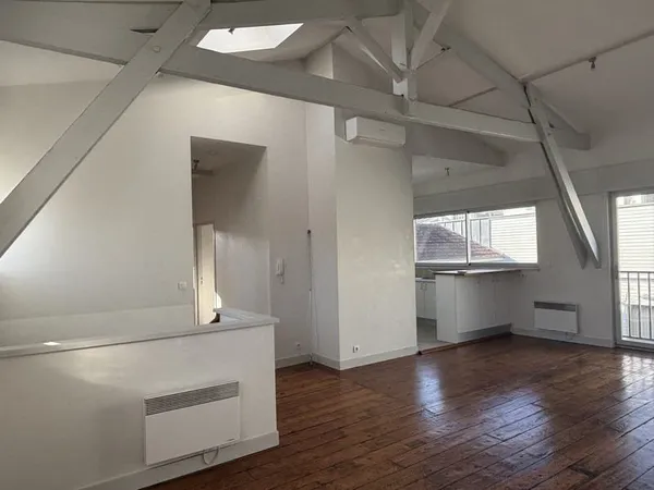 Appartement 4 pièces 97 m2 : Quartier Parc Rivière/Jardin Pu