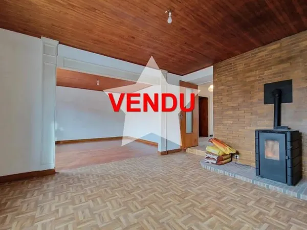Maison 113m² + hangar 180m² et terrain 2678 m²