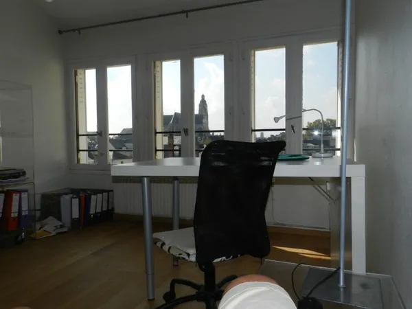 Loue Etudiante quartier cathédrale chambre 15m² Tours (37)