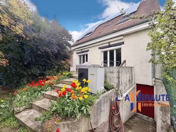 Maison 6 pièces 100 m²