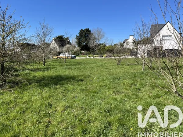 Terrain 870 m²