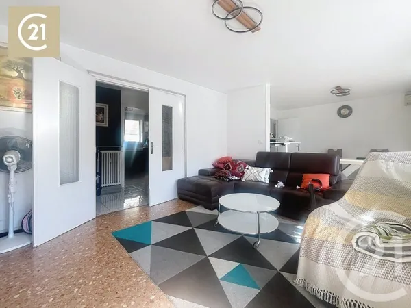 Appartement 3 pièces 92 m²