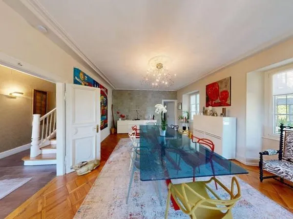 Villa 17 pièces 465 m²