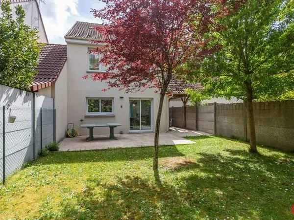 Maison 5 pièces 80 m²