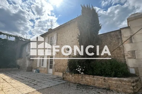 Maison Location Quinçay 3p 89m² 690€
