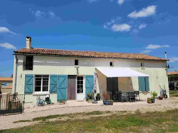 Maison Vente Villefagnan 7p 120m² 129000€