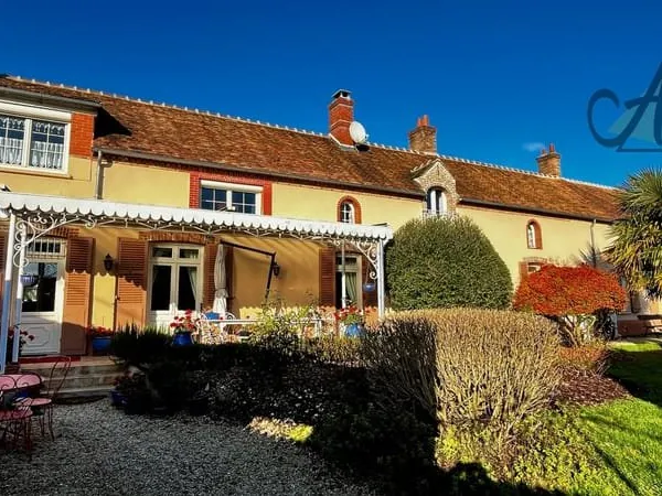 77 - THOURY FEROTTES - Propriété d'exception de 268 m2 envir