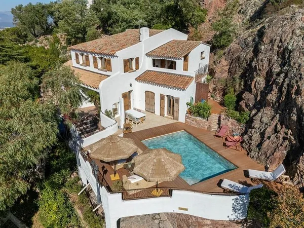 Maison 5 pièces 190 m²