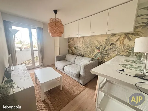 Studio 1 pièce 18 m²