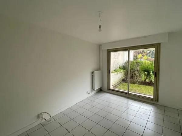Studio 1 pièce 25 m²