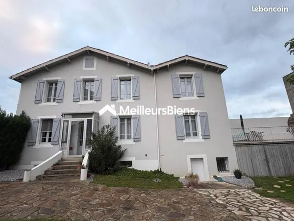 Maison de ville 7 pièces 138 m²