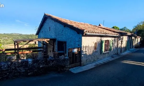 Maison en pierres à finir de rénover