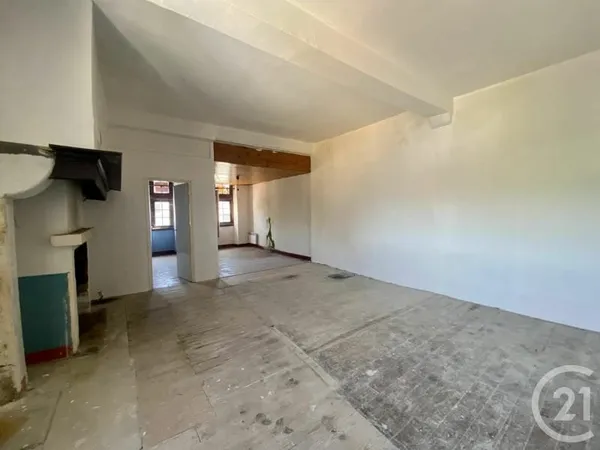 Maison 4 pièces 195 m²