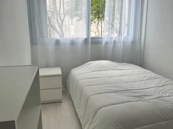 Chambre Lumineuse Et équipée(Conflans-Sainte-Honorine 7800) (Conflans-Sainte-Honorine - 78700)