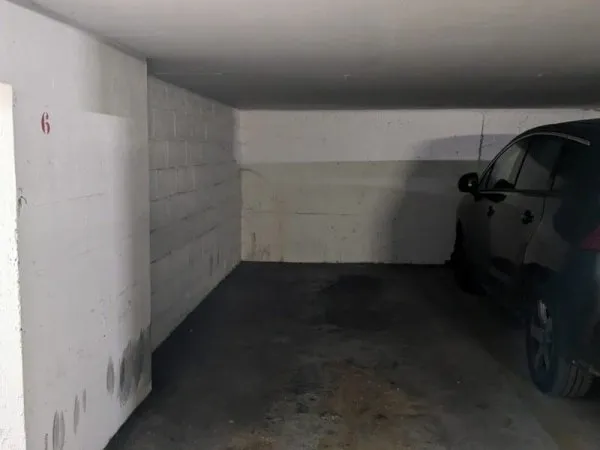 Parking 10 m²