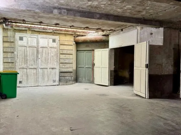 Parking 17 m²