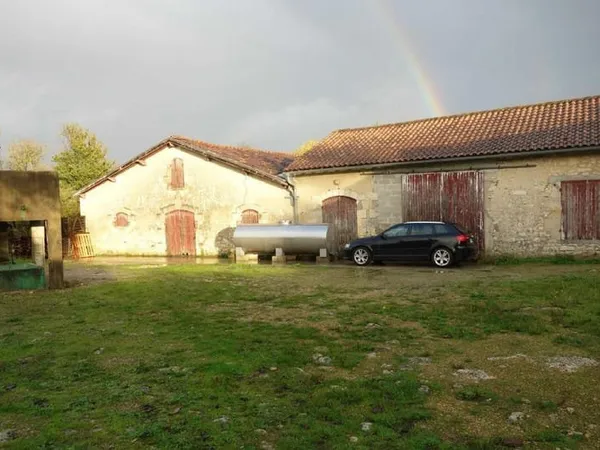 Achat maison 3 pièces 122 m2 33390 proche Blaye Immobiliere De L'estuaire